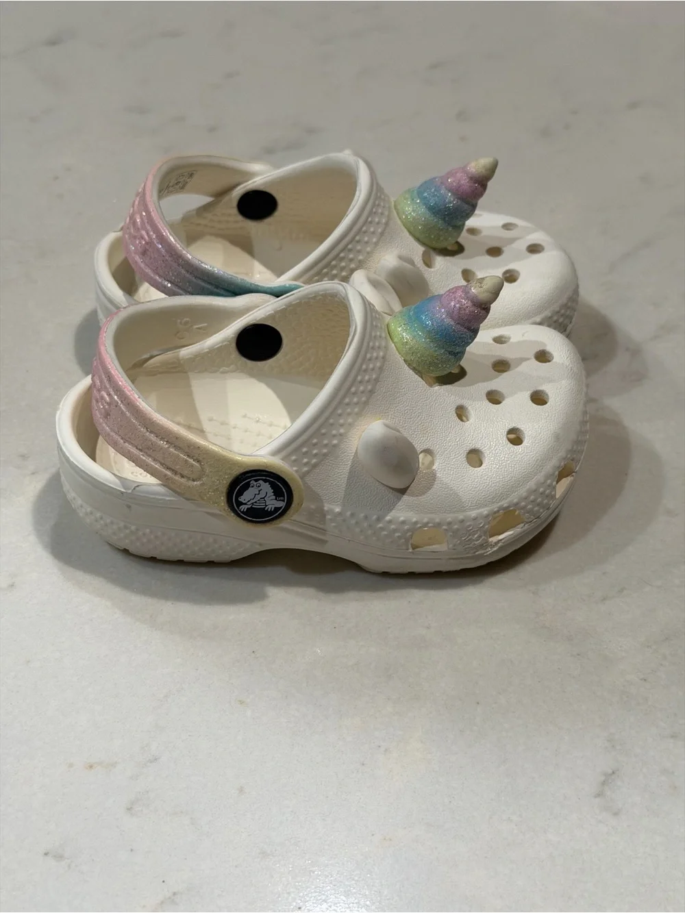 CROCS Kids White Clog with Sparkle Rainbow Unicorn Charms and Ombre Strap